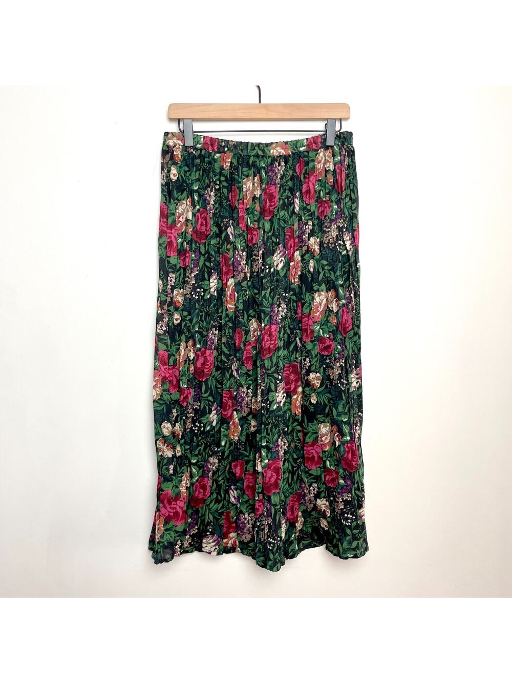 Vintage 90s Floral Midi Skirt Sz Medium Pleated Flowy Fairy Cottage Romantic